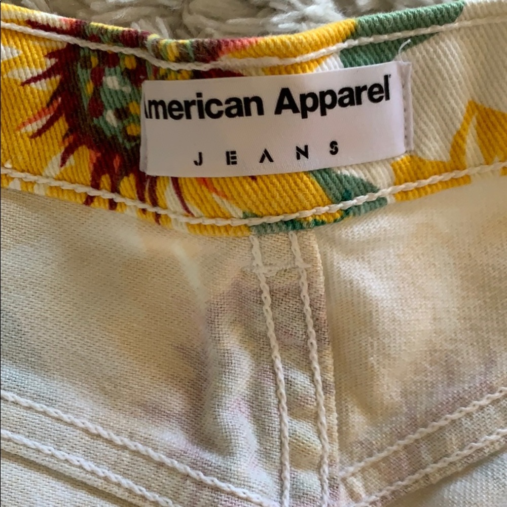 American Apparel sunflower high waist shorts - Picture 4 of 5
